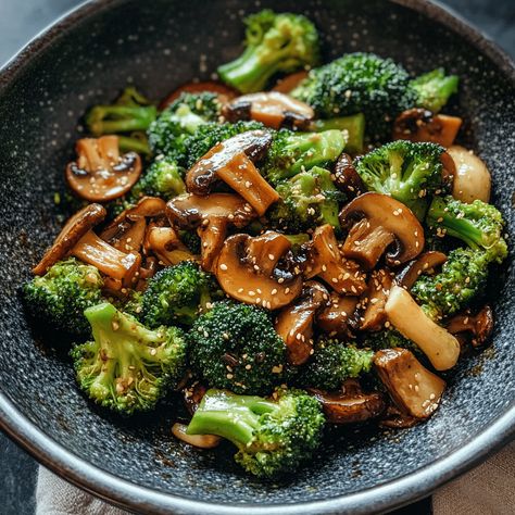 Quick and delicious Broccoli and Mushroom Stir Fry recipe with healthy ingredients for a tasty, nutritious meal Mushroom Broccoli Stir Fry, Stir Fry Mushrooms, Stir Fry Broccoli Recipe, Broccoli And Mushroom Recipes, Broccoli And Mushroom Stir Fry, Broccoli Mushroom Stir Fry, Broccoli Ideas, Mushrooms And Broccoli, Stir Fry Meal Prep