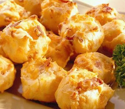 Bacon Cheddar Puffs, Bacon Cheese Puffs, Bacon Puffs, Italian Beef Sandwiches, Churros Recipe, Puff Recipe, Cheese Puffs, Savory Appetizer, Appetizer Bites