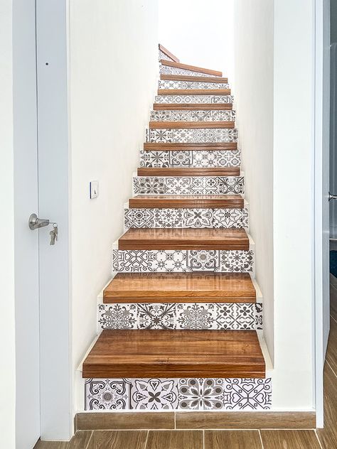 Moroccan Staircase, Moroccan Hallway, Moroccan Stairs, Mediterranean Staircase, Outdoor Movie Theater, Open Showers, Staircase Storage, Tile Stairs, Staircase Makeover