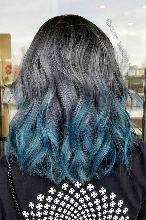 Gray hair is all the rage at the moment. Are you ready to embrace your gorgeous grey locks? Check out these trendy looks you will absolutely love! Balayage Hair Diy, Best Ombre Hair, Grey Ombre Hair, Blue Ombre Hair, Color Melt, Green Wig, Faded Hair, Blue Wig, Ombré Hair