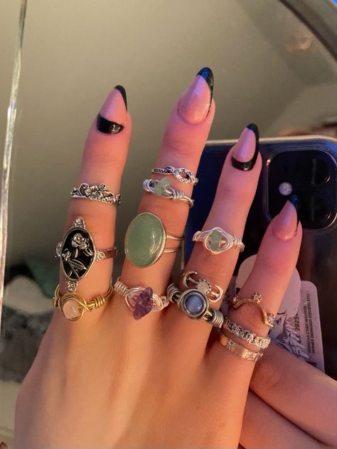 Rings On Every Finger Aesthetic, Big Crystal Rings, Layered Rings Aesthetic, Cool Rings Aesthetic, Crystal Rings Aesthetic, Hands With Rings, Grunge Ring, Spiritual Fashion, Y2k Rings