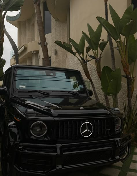 G Wagon Interior, Black G Wagon, Black Women In Luxury, Women In Luxury, Audi Rs5 Sportback, G Class Amg, Black Mercedes Benz, Mercedes G63, Dream Cars Mercedes