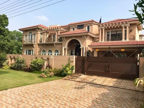 NP Home(12 Kanal) in Multan, Pakistan Home Front Wall Design, Pakistani House, Modern House Front Elevation, House Front Elevation Design, Multan Pakistan, Pakistan Home, House Front Elevation, Front Elevation Design, Dining Table Design Modern