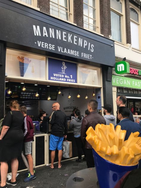 #amsterdam #food #fries #streetfood #travel #holland Amsterdam Fries, Food Fries, Amsterdam Street, Netherlands Food, Travel Holland, Amsterdam Restaurant, Food Recommendations, Amsterdam Food, Sea Port