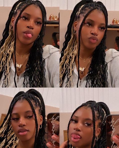 Peekaboo Box Braids Hairstyles, Blonde Peekaboo Braids, Black And Blonde Box Braids, Peekaboo Box Braids, Peekaboo Knotless Braids, Natural Hair Box Braids, Braids Hairstyles For Black Women, Hair Box Braids, Cute Box Braids