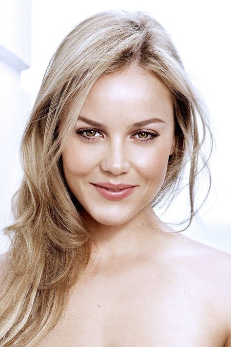 Abbie Cornish Random Celebrities, Abbie Cornish, Model Looks, Posing Guide, American Beauty, Blonde Girl, Celebrity Photos, A Place, Hollywood