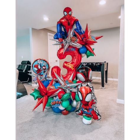 #personalized #decoration made from #balloons #balloonarch #balloongarland #balloondecor #balloonbackdrop #balloonstyling #decor #decorationideas #partydecoration #partydecorationideas #birthdayparty #birthday #birthdaypartyideas #birthdaygiftideas #spiderman #birthdaypartydecor Spiderman Balloon Bouquet, Spiderman Balloon, Mens Birthday Party, Spiderman Birthday, Balloon Backdrop, Balloon Columns, Bouquet Arrangements, Balloon Art, Balloon Bouquet