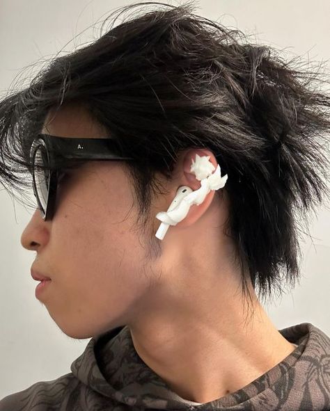 drew / offgod on Instagram: "sleepy cupid by drew. First gen airpod attachment 🧠" Airpod Attachment, Funky Headphones, Cute Headphones, Headphones Design, Pendants Necklace, Pony Hair, Fancy Jewelry, Chrome Hearts, Neon Green