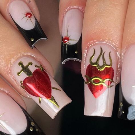 🍑 PEACHI NAIL BAR 🍑 on Instagram: "Chrome Sacred Hearts ❤️‍🔥 Pinterest inspo . . .  #nailtech #nailart #melbournenailart #melbournenails #gelx #handpaintednails" Queen Of Hearts Nails Acrylic, Sacred Heart Nail Art, Gangsta Nails, Chrome Graffiti, Sacred Heart Nails, Etsy Nails, Cross Nail Art, Nail Inspired, Mexican Nails