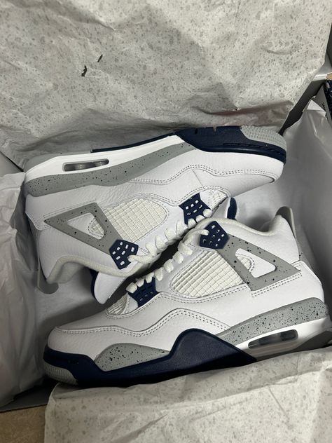 Outfits With Jordan 4 Midnight Navy, Jordan 4 Mid Night Navy Outfit, Midnight Navy Blue Jordan 4, How To Style Jordan 4 Midnight Navy, Midnight Jordan 4’s, Midnight 4s Outfits, Jordans Midnight Navy, Air Jordan 4 Navy Blue, Jordan 4 Midnight Blue