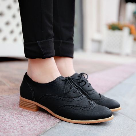 Black oxford shoes outfit