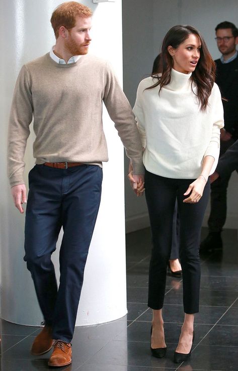 Estilo Meghan Markle, Princ Harry, Meghan Markle Outfits, Prins Harry, Meghan Markle Style, Estilo Real, Mens Fashion Edgy, Outfit Trends, Winter Sweater