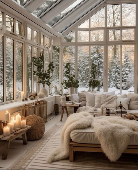 Indoor Sunroom Ideas, Indoor Sunroom, Sunroom Decorating, Sunroom Designs, Fantasy Rooms, Stil Boho, Dream House Rooms, House Room, Beautiful Space