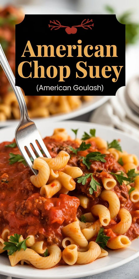 Classic American Chop Suey, also known as American Goulash: a hearty, comforting dish made with ground beef, pasta, and a rich tomato sauce. Perfect for busy weeknights! American Chop Suey Recipe, Chop Suey Recipe, American Chop Suey, American Goulash, American Foods, Ground Beef Pasta, Apartment Stuff, Beef Pasta, One Skillet