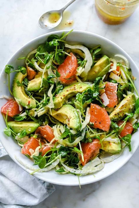 Avocado, Grapefruit and Fennel Salad | foodiecrush.com Fennel Grapefruit Salad, Avocado Grapefruit Salad, Grapefruit Salad Recipes, Grapefruit Salad, Healthy Gourmet, Citrus Dressing, Fennel Salad, Foodie Crush, Large Salad Bowl