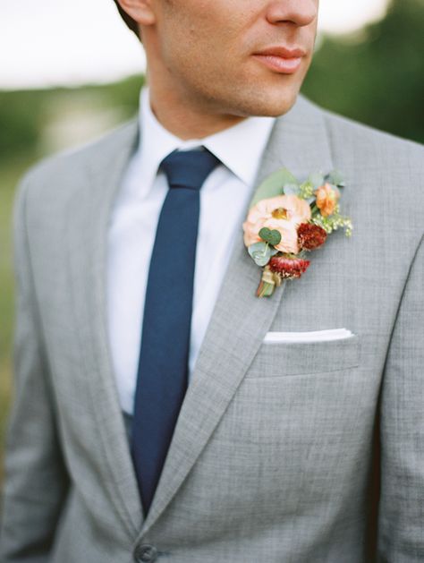 Fall inspired boutonniere: http://www.stylemepretty.com/collection/2880/ Photography: Brumley and Wells - http://brumleyandwells.com/ Grey Suit Wedding, Spring Garden Wedding, Light Grey Suits, Grey Suit, Wedding Groomsmen, San Michele, Groomsmen Suits, Boutonniere Wedding, Groomsmen Attire