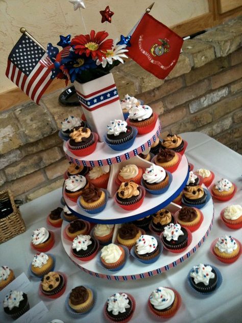 cupcake tower USMC Marine Party Ideas, Usmc Cupcake Ideas, Marine Corps Retirement Party Ideas, Usmc Retirement Party Ideas, Usmc Party, Marine Corps Graduation, Marine Birthday, Marine Corps Cake, Military Retirement Party Ideas