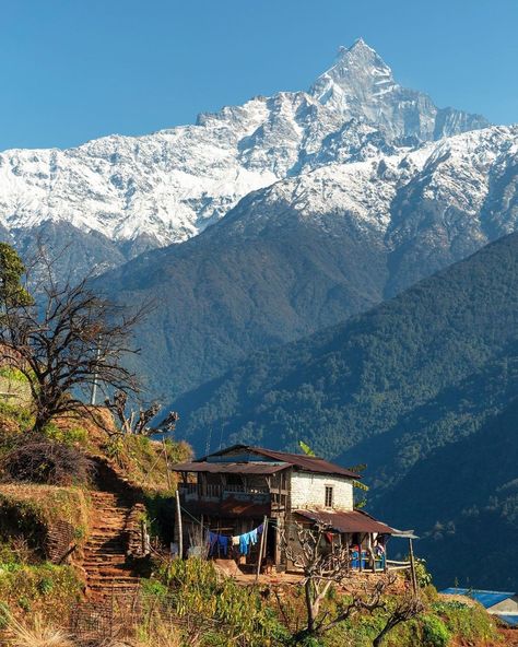 Nepal Village House, Himalaya Photography, Nepali House, Kashmir Aesthetic, Nepal Tourism, Mountain Painting Acrylic, Canvas Painting Projects, Kathmandu Valley, Watercolor Architecture