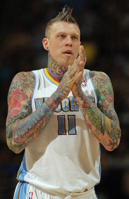 Umm.....you do realize that stuff doesn't really come off, right?? Guy Tattoos, Chris Andersen, Chris Anderson, White Guy, Basketball Players Nba, Bad Tattoos, Fairy Tattoo, Face Tattoos, Face Tattoo