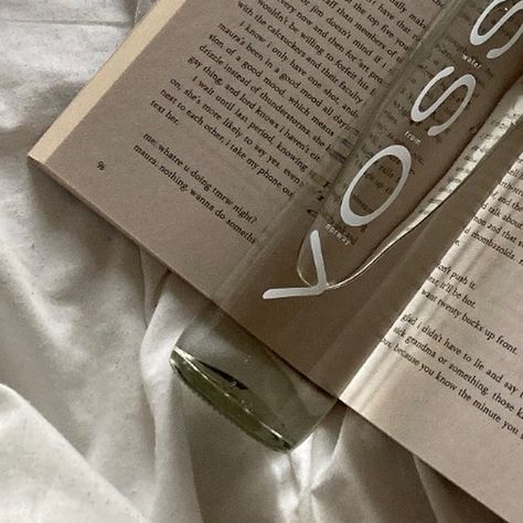 Voss Water Aesthetic, Book Bed, Pose Picture, Voss Water, Men Pose, Glass Book, Water Aesthetic, Cleanse Your Body, Story Board