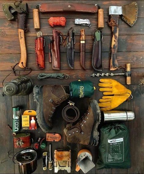 EDC addicted (@EDC_addicted) on X Survival Bushcraft, Bushcraft Kit, Bush Craft, Bushcraft Gear, Bushcraft Camping, Survival Equipment, Urban Survival, Camping Tools, Bushcraft Knives