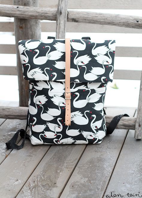 eilen tein: LUUKKU 11: DIY REPPU, OHJEET + ARVONNAN VOITTAJA Diy Marimekko, Backpack Inspiration, Diy Nursing, Backpack Sewing, Sac Diy, Diy Clutch, Sewing Alterations, Diy Bags Purses, Fabric Stamping