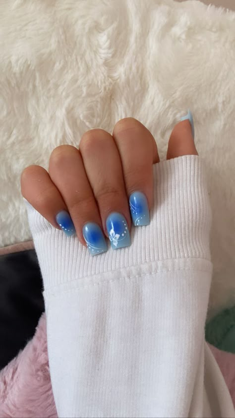 Beach Nail Designs Square, Beach Nails Square Short, Beachy Square Nails, Vacation Nail Inspo Short, Sunset Nails Short, Blue Nails Holiday, Cruise Acrylic Nails, Short Summer Acrylic Nails Blue, Blue Nail Inspo Summer