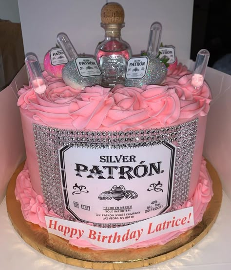 𝙄𝙜:@𝙟𝙚𝙨𝙨𝙩𝙝𝙚𝙘𝙝𝙚𝙛_ Boujie Birthday Cake, Pink Alcohol Cake, 23 Birthday Cake Ideas For Her, D'usse Birthday Cake, Pink Patron Cake, Birthday Cake Liquor, 21 St Birthday Cake Ideas, 19 Birthday Ideas Decoration, 23rd Birthday Cake For Her