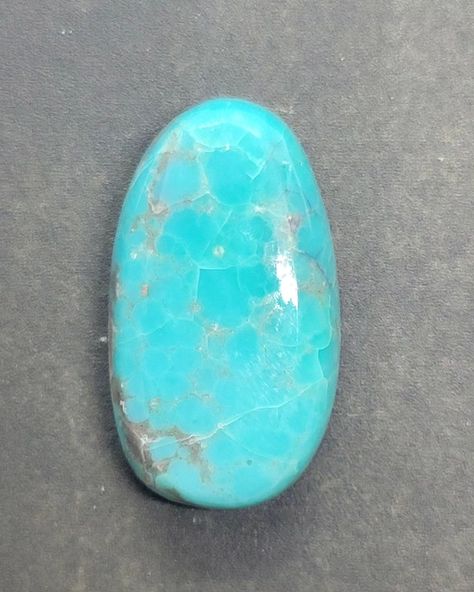 Kingman Mine Turquoise Cabochon Backed $23 Comment me, mine, m, etc. To claim $5 shipping to 🇺🇸 $19 shipping to everywhere else Combined shipping on multiple purchases offered. 😁 . . . #turquoise #variscite #lapidary #jewelry #Nevadavariscite #silversmith #cabochon #cabs #gemstones #geology #jewelrydesign #turquoiseforsale #cabsforsale #cabsale #hubei #royston #number8mine #7d #desertbloom #rocks #angelwing #saguaro #Aloe #Masonspass #sevendwarfs #art #turquoiseforsale Luxury Turquoise Agate Jewelry, Luxury Turquoise Cabochon Jewelry, Lapidary Jewelry, Artisan Turquoise Beads, Gems, And Cabochons With Natural Stones, Luxury Turquoise Cabochon Gemstones, Turquoise Large Beads, Gems And Cabochons, Geology, Jewelry Design, Turquoise