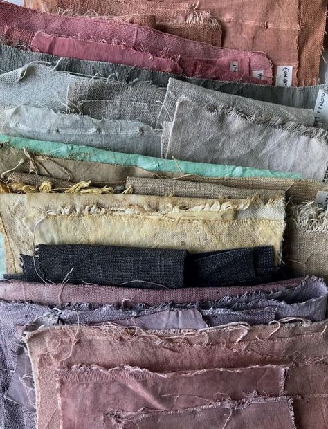 How To Fade Fabric Color, How To Naturally Dye Fabric, Natural Dyes For Fabric, Tea Dyed Fabric, Eco Dyeing Fabric, Fabric Dyeing Techniques, Diy Dye, Natural Dye Fabric, Eco Dyeing