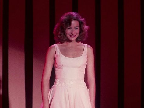 Dirty Dancing - Baby's Dress for the final dance, (I've Had) The Time of my Life. Baby Dirty Dancing, Barbie Pegasus, Throwback Movies, Patrick Swayze Dirty Dancing, Dirty Dancing Movie, 1980s Films, Jennifer Grey, Beloved Movie, Dance Instructor