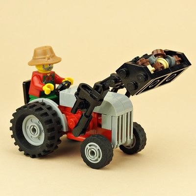 Lego Tractor Instructions, Lego Riding Lawn Mower, Lego Farm, Lego Humvee, Lego Tractor, Lego Technic Trailer, Wooden Tractor Toy, Lego Boxes, Diy Lego