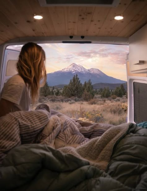 Travel van life aesthetic cosy warm girl vibes mountain forest world explore Kombi Home, Perfect Road Trip, Travel Van, Van Living, 2022 Vision Board, Adventure Is Out There, Life Aesthetic, Granola Girl, Vision Board 2023