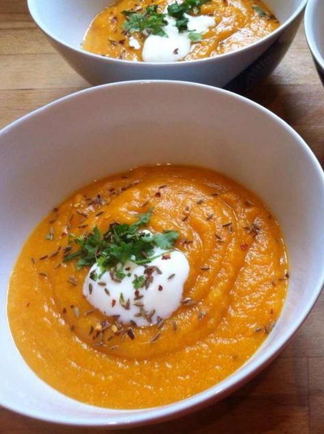 Spiced carrot and lentil soup Autumn Soup, Carrot And Lentil Soup, Spiced Carrots, Lentil Soup Recipes, Bbc Good Food, Savoury Recipes, Carrot Soup, Fall Soups, Syn Free