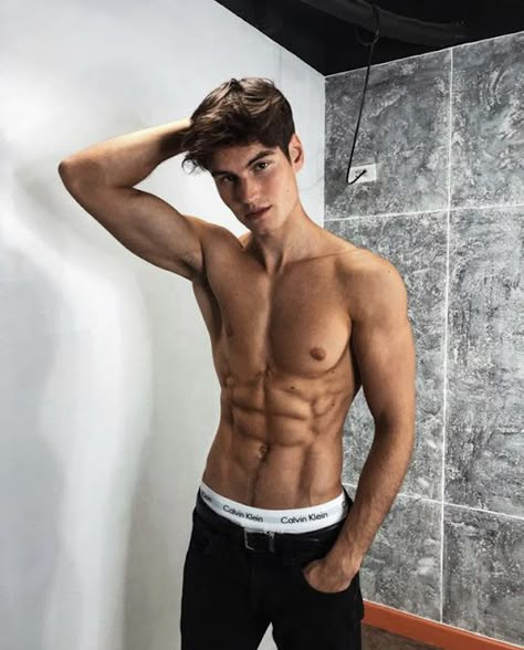 Hot Guys | A Great Looking Guy Every Day | Page 2 Moritz Hau, Hot Mexican Men, Men Abs, Cute White Guys, Blonde Guys, Shirtless Men, Good Looking Men, Muscles, Wattpad