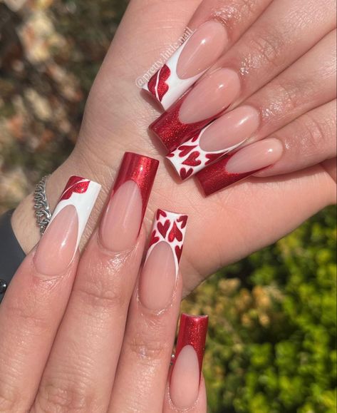 Chrome Frenchies, Red Chrome Nails, Horror Nails, Wave Nails, Acrylic Nails Nude, Red Chrome, Gel Toe Nails, Chrome Nails Designs, Nail Designs Valentines