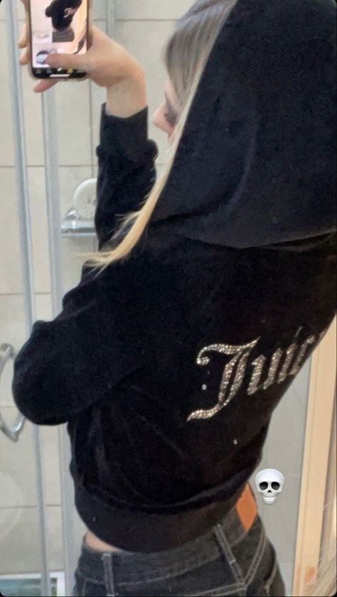 juicy couture tracksuit, y2k, cybery2k Juicy Couture Hoodie Outfit, Juicy Aesthetic Outfits, Black Juicy Couture Outfit, Juicy Couture Sweater Outfit, Juicy Cotoure Fits, Juicy Sweater Outfit, Juicy Zip Up Outfit, Juicy Couture Jacket With Jeans, Juicy Y2k Outfit