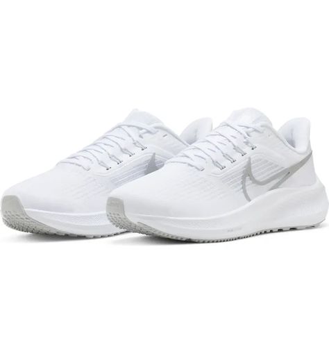 White Workout Shoes, Workout Shoes Women, White Running Sneakers, Nike Air Zoom Pegasus 39, Tennis Shoe Outfits Summer, Womens Workout Shoes, White Athletic Shoes, Tennis Shoes Outfit, Running Sneakers Women