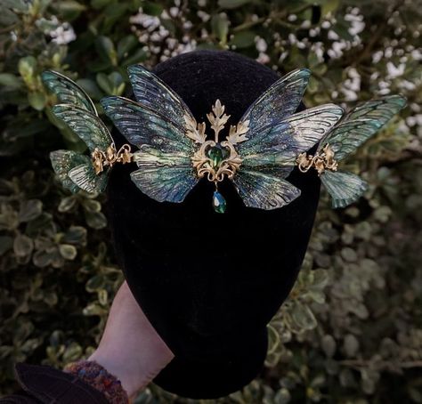 sosuperawesome:Fairy Wing Crowns and Jewelry Ausgefuchst Art on Etsy - Fae Crown, Fairy Crown, Wing Jewelry, Magical Jewelry, Fairy Wings, Fancy Jewelry, Fantasy Jewelry, Fantasy Fashion, Jewelry Inspo