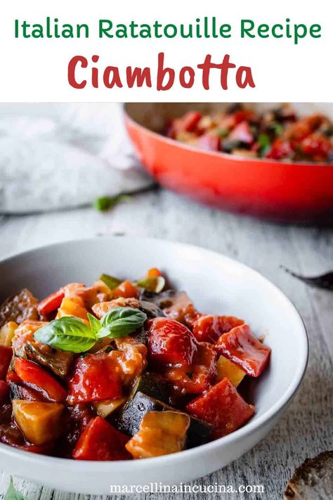 Ciambotta Recipe Italian Vegetable Side Dishes, Vegtable Stew, Italian Ratatouille Recipe, Ciambotta Recipe, Veg Stew, Convenient Dinner, Italian Main Dishes, Ratatouille Recipe, Healthy Italian