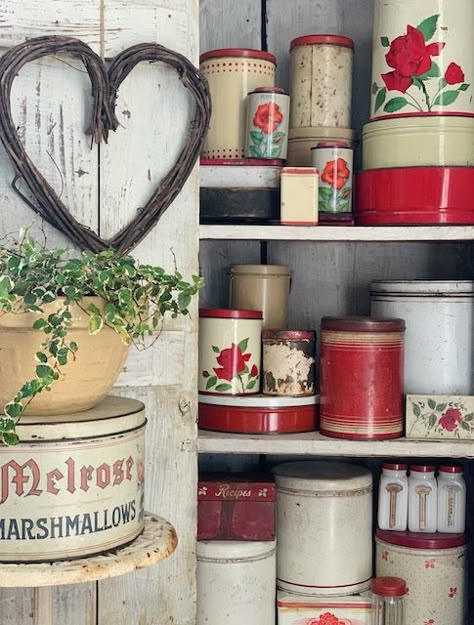 6 Simple Valentine's Day Decor Ideas For The Kitchen - MY WEATHERED HOME Subtle Valentines Decor, Valentine Display Ideas Retail, Vintage Valentines Decor, Valentine Sewing, Valentine Display, Hutch Ideas, Vintage Valentine Crafts, Vintage Valentines Decorations, Antique Booth Displays