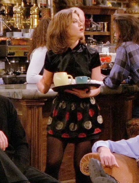 Rachel Green Waitress Outfits, Rachel Green Waitress, Rachel Greene, Aniston Hair, Waitress Outfit, Movie Outfit, Emily Ratajkowski Outfits, Rachel Green Style, Jennifer Aniston Hair