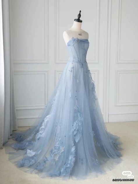 Caraval Aesthetic, Donatella Dragna, Gaun Tulle, Fairy Prom Dress, Debut Dresses, Light Blue Prom Dress, Pretty Quinceanera Dresses, Deb Dresses, Light Blue Wedding