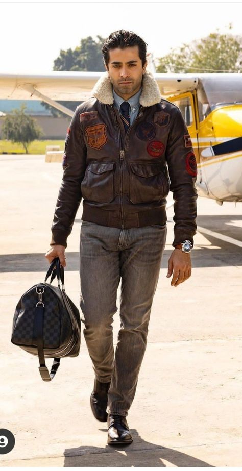 Aviator Outfit, 2017 Outfits, Man Sculpture, Jacket Man, Fallout 76, Black Jackets, Men's Leather Jacket, Lauren Brown, Aviator Jackets