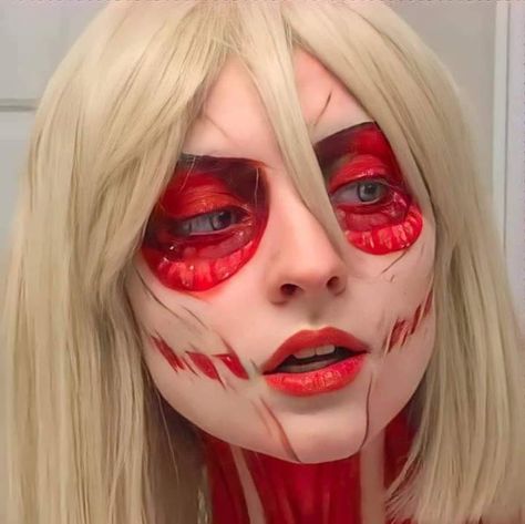 Female Titan Makeup, Female Titan Cosplay, Anime Cosplay Ideas Female, Titan Makeup, Annie Titan, Titan Cosplay, Inuyasha Cosplay, Female Titan, Easy Cosplay