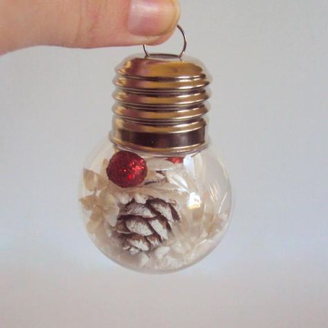 Frosted Snowy Lightbulb Ornament - Rustic Christmas Ornament - Nature Bulb Decoration - Snow Filled Lightbulb Ornaments Christmas Diy, Ornaments Made From Light Bulbs, Wooden Light Bulb Ornaments, Lightbulb Santa Ornament, Light Bulb Snowman Ornament Lightbulbs, Colorful Nursery Decor, Christmas Balls Decorations, Christmas Party Crafts, White Candle Sticks