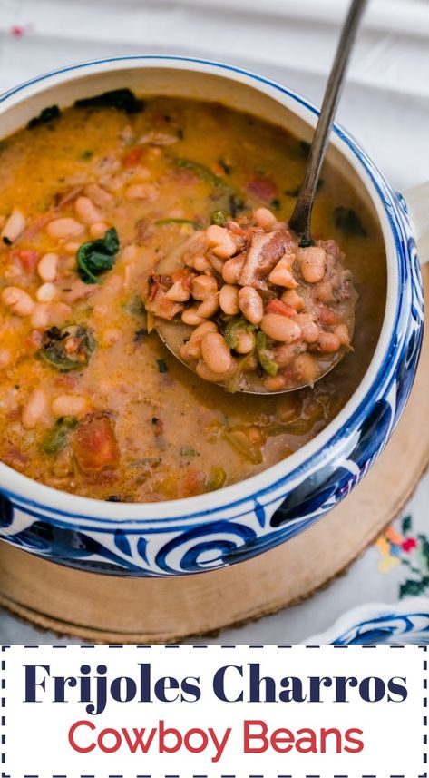 Mexican Beans Recipe, Cookout Dishes, Charro Beans, Pinto Bean Recipes, Cowboy Beans, Mexican Food Recipes Authentic, Bean Soup, Bean Recipes, Mexican Dishes