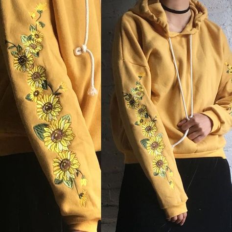 NEW!! FREE SHIPPING - LIMITED TIME -KOKO - FLOWER CHILD SUNFLOWER HOOD – kokopiecoco Sunflower Clothing, Sunflower Hoodie, Sunflower Outfit, Flower Hoodie, Yellow Clothes, Tokyo Street Fashion, Hoodie Aesthetic, Pullover Mode, Hoodie Jumper