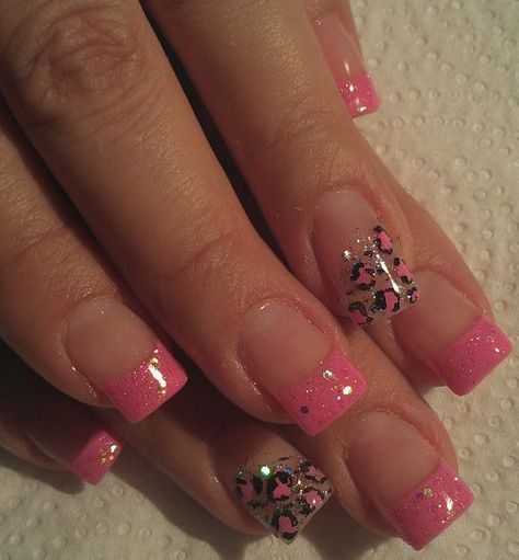 Acrylic nails by Mirna Quintana 2000s Nail Designs, 2000s Nails, Punk Nails, Tap Tap, Gel Nails Diy, Cute Acrylic Nail Designs, Casual Nails, Dope Nail Designs, Really Cute Nails