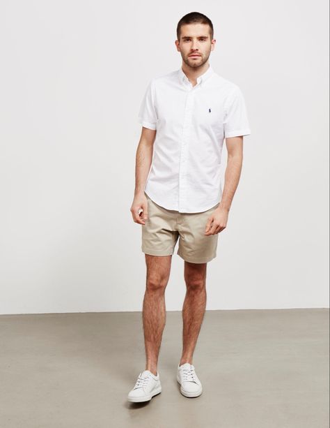 Khaki Shorts Outfit, Summer Wedding Attire, Men's Wedding Outfit, Khaki Shorts Men, White Shoes Men, Hamilton Island, White Linen Shirt, Swag Men, White Shirt Men